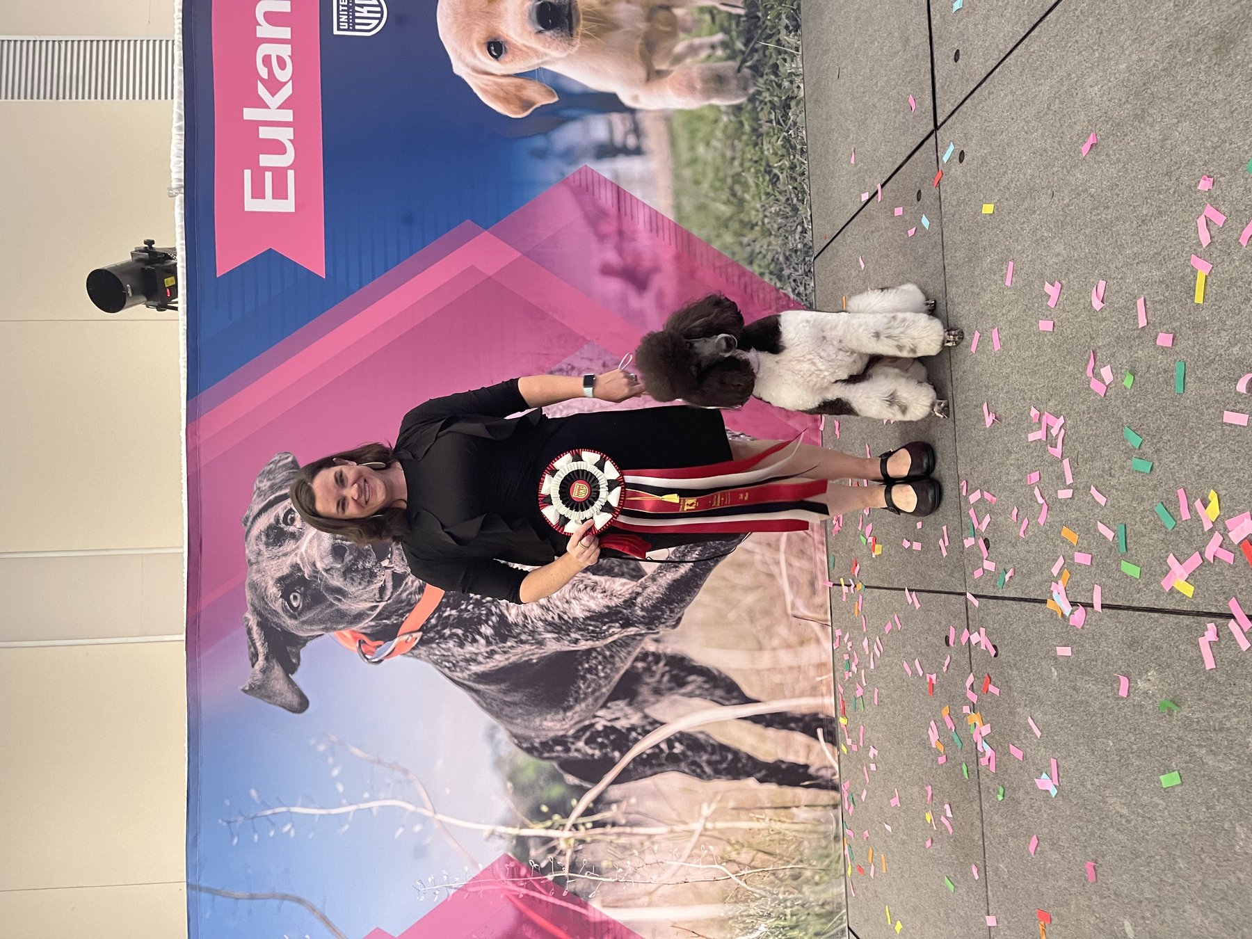 Zena, Eukanuba win